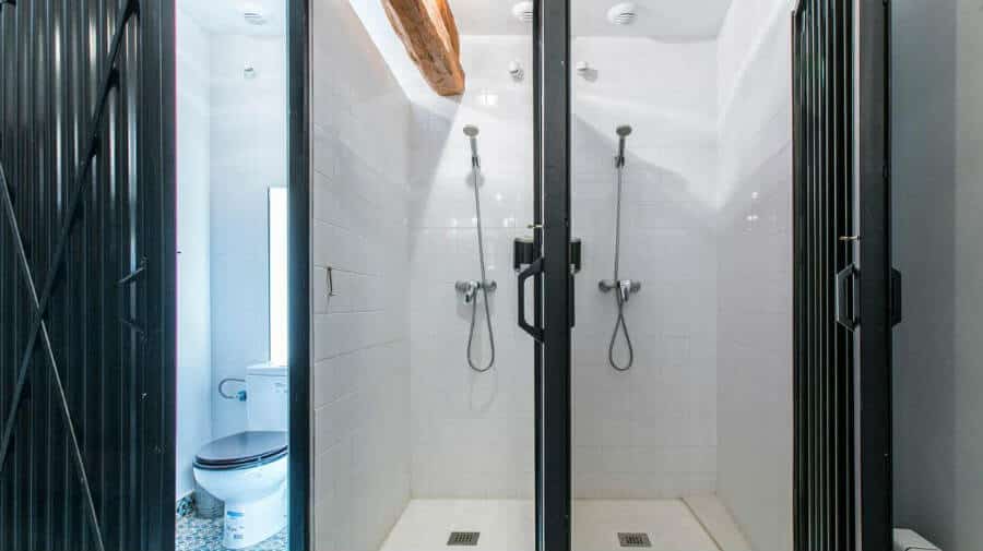 Albergue Bercianos 1900, Bercianos del Real Camino, León :: Albergus del Camino de Santiago Albergue Bercianos 1900, Bercianos del Real Camino, León :: Albergus del Camino de Santiago