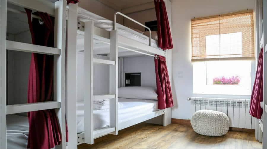 Albergue Bercianos 1900, Bercianos del Real Camino, León :: Albergus del Camino de Santiago Albergue Bercianos 1900, Bercianos del Real Camino, León :: Albergus del Camino de Santiago