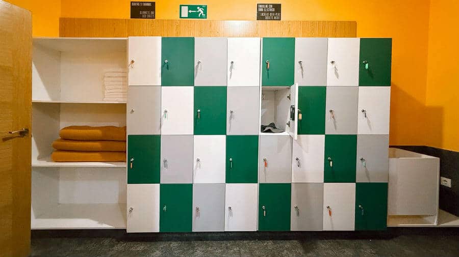 Albergue Lecer, Sobrado dos Monxes, La Coruña - Camino del Norte :: Albergues del Camino de Santiago