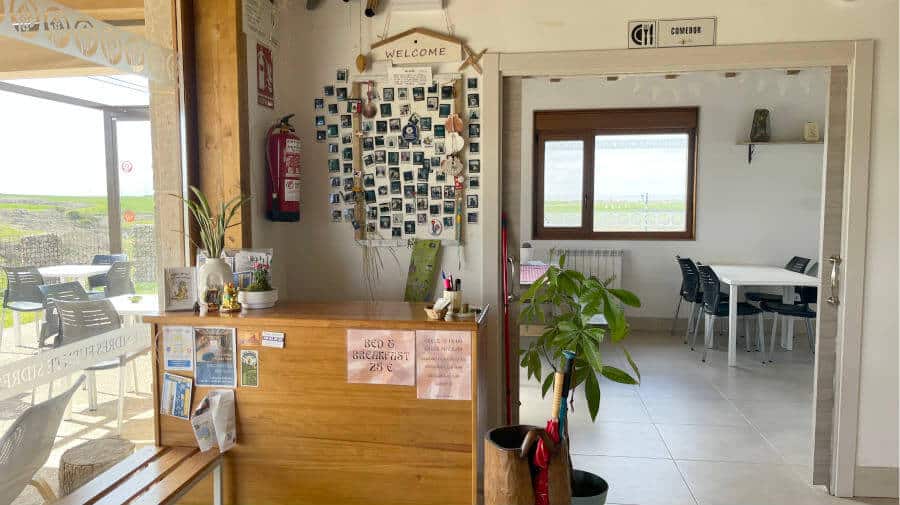 Albergue Fuente Sidres, Castellanos de Castro, Burgos - Camino Francés :: Albergues del Camino de Santiago