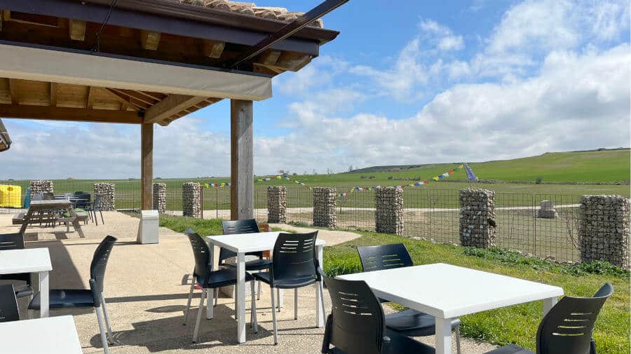 Albergue Fuente Sidres, Castellanos de Castro, Burgos - Camino Francés :: Albergues del Camino de Santiago