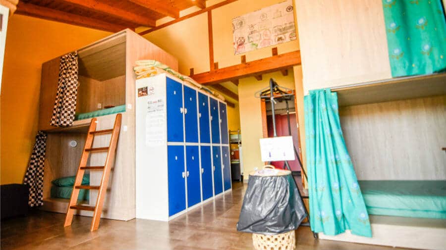 Albergue A Cien Leguas, Castrojeriz, Burgos - Camino Francés :: Albergues del Camino de Santiago