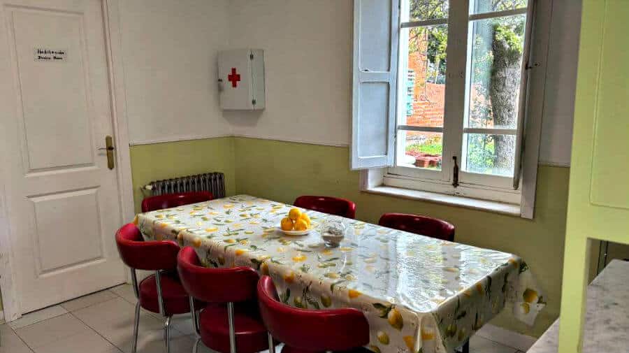 Albergue La Casa Verde, San Martín del Camino, León - Camino Francés :: Albergues del Camino de Santiago