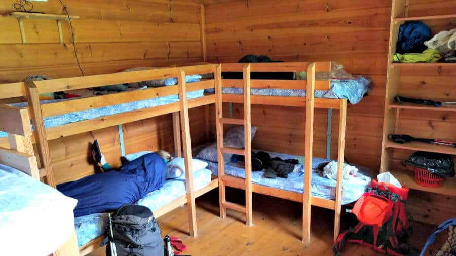 Albergue de peregrinos cámping Deva de Gijón - Camino del Norte :: Albergues del Camino de Santiago