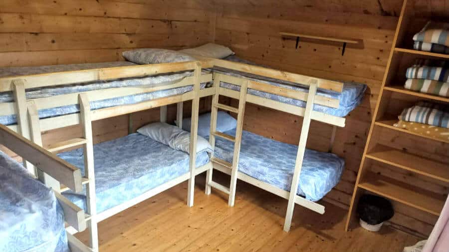 Albergue de peregrinos cámping Deva de Gijón - Camino del Norte :: Albergues del Camino de Santiago