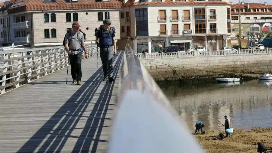 Peregrinos por la Variante Espiritual del Camino Portugués :: Guía del Camino de Santiago