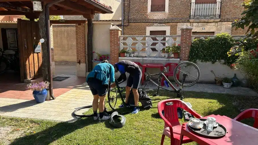 Albergue Juntos Albergue, Boadilla del Camino, Palencia - Camino Francés :: Albergues del Camino de Santiago Albergue Juntos Albergue, Boadilla del Camino, Palencia - Camino Francés :: Albergues del Camino de Santiago