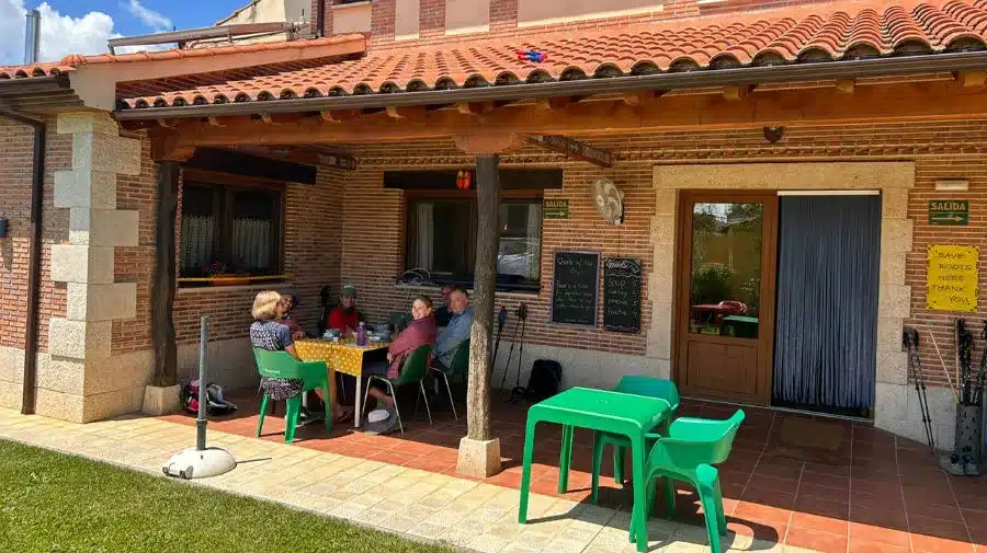 Albergue Juntos Albergue, Boadilla del Camino, Palencia - Camino Francés :: Albergues del Camino de Santiago Albergue Juntos Albergue, Boadilla del Camino, Palencia - Camino Francés :: Albergues del Camino de Santiago