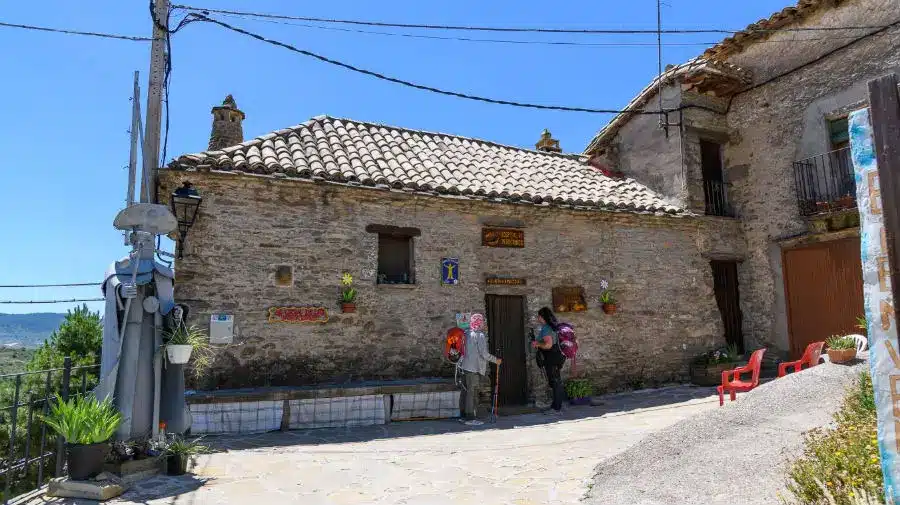 Albergue Hospital de Peregrinos de Arrés - Camino Aragonés :: Albergues del Camino de Santiago