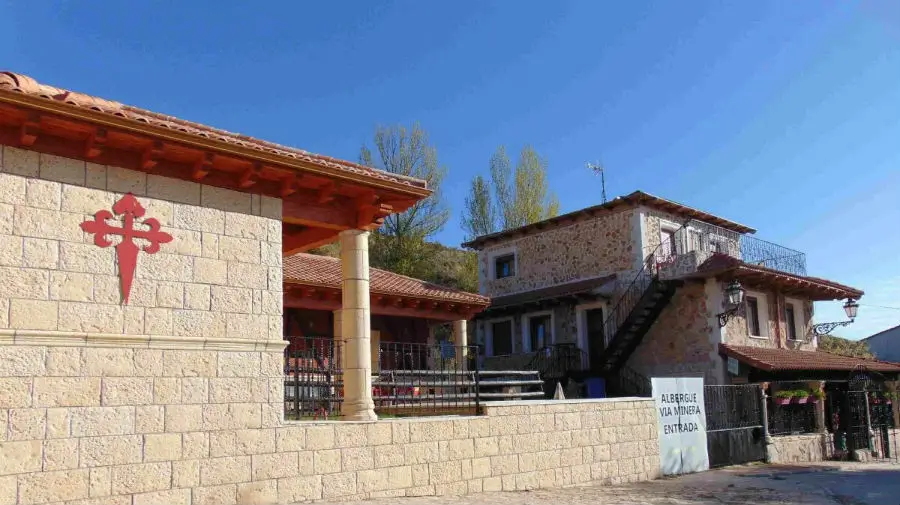 Albergue Vía Minera, Cardeñuela Riopico - Camino Francés :: Albergues del Camino de Santiago
