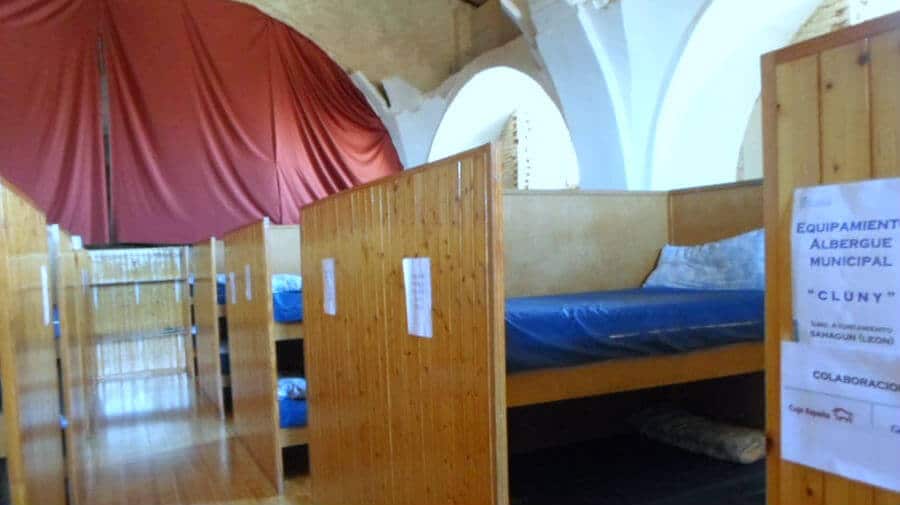 Albergue de peregrinos municipal de Sahagún "Cluny" - Camino Francés :: Guía del Camino de Santiago