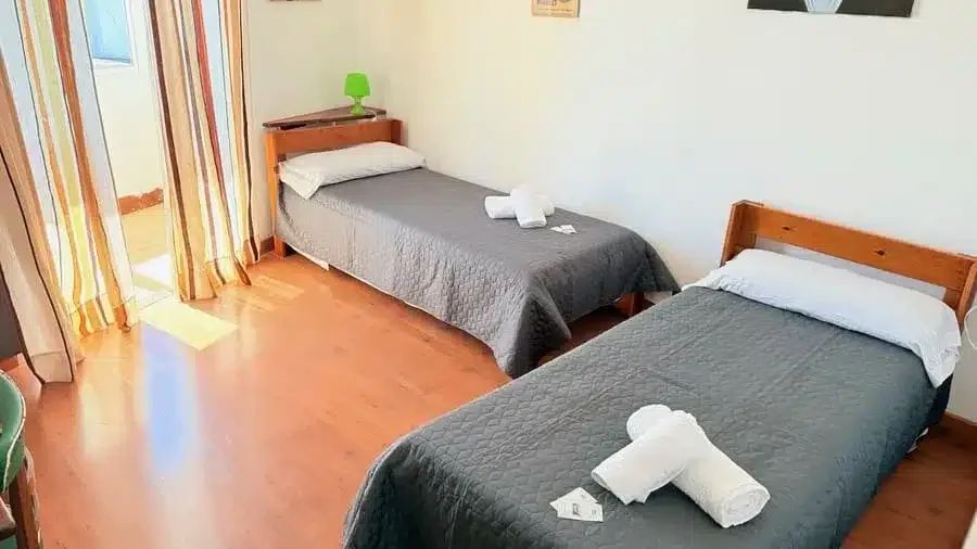 Albergue Matías, Sarria, Lugo - Camino Francés :: Albergues del Camino de Santiago
