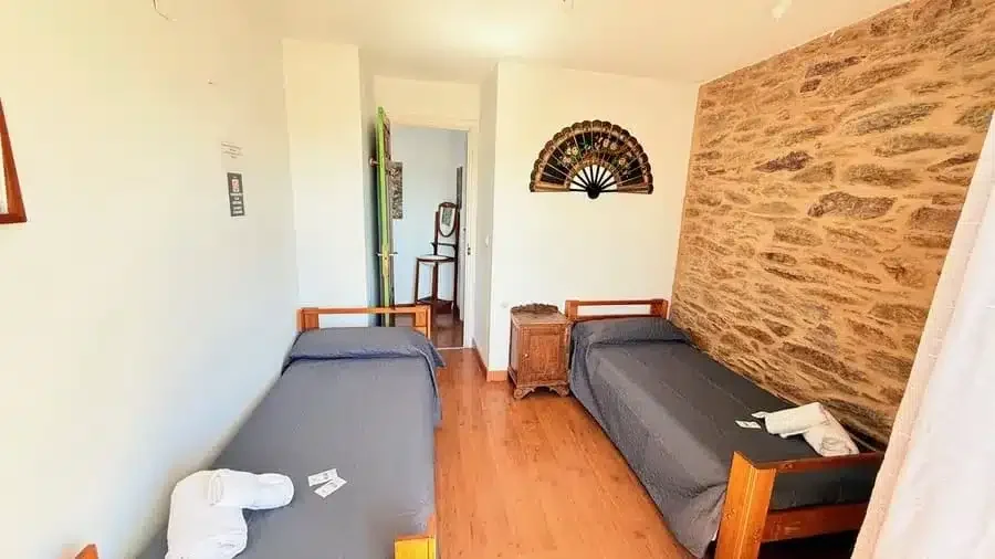 Albergue Matías, Sarria, Lugo - Camino Francés :: Albergues del Camino de Santiago