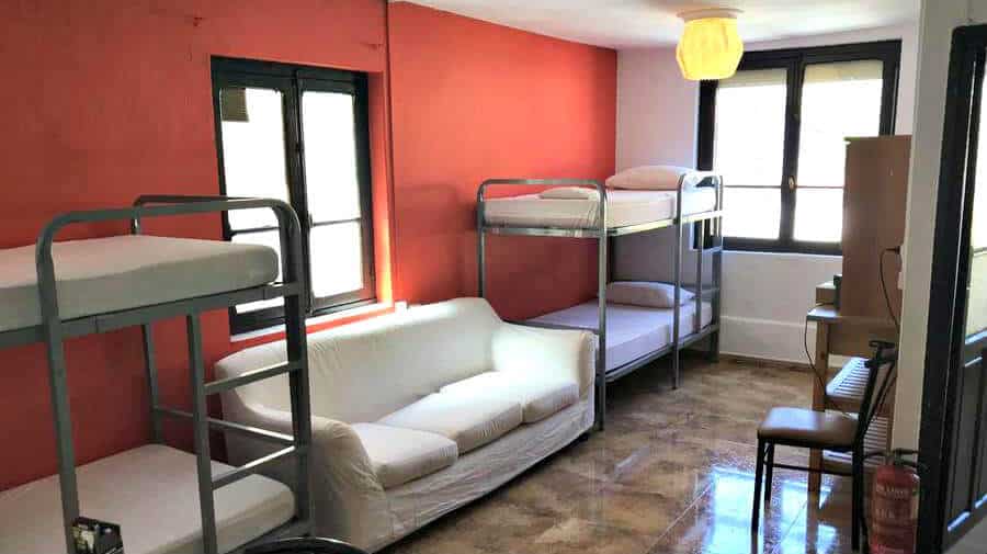 Albergue El Tulipán de la Campa, Salas - Camino Primitivo :: Albergues del Camino de Santiago