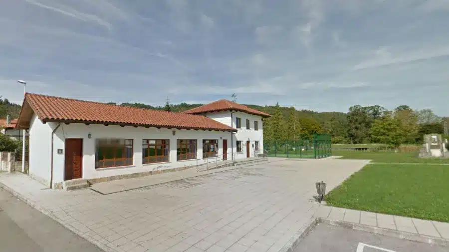 Albergue de peregrinos Saturnino Candina, Hazas (Liendo) - Camino del Norte :: Albergues del Camino de Santiago