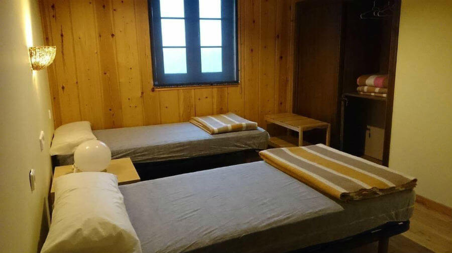 Albergue A Reboleira, Fonfría - Camino Francés :: Albergues del Camino de Santiago
