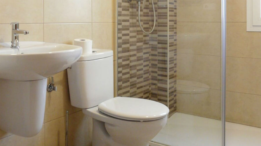 Albergue San Nicolás, Larrasoaña - Camino Francés :: Albergues del Camino de Santiago