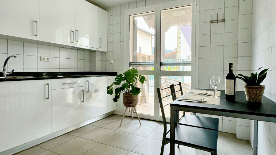 Albergue San Nicolás, Larrasoaña - Camino Francés :: Albergues del Camino de Santiago