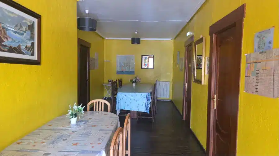 Albergue de peregrinos parroquial San Nicolás, Trabadelo - Camino Francés :: Albergues del Camino de Santiago Albergue de peregrinos parroquial San Nicolás, Trabadelo - Camino Francés :: Albergues del Camino de Santiago