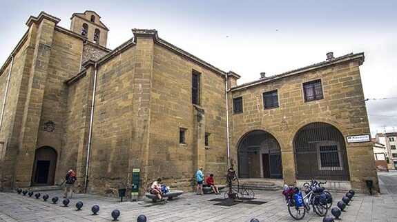 Albergue de peregrinos de la Abadía Cisterciense, Santo Domingo de la Calzada - Camino Francés :: Albergues del Camino de Santiago
