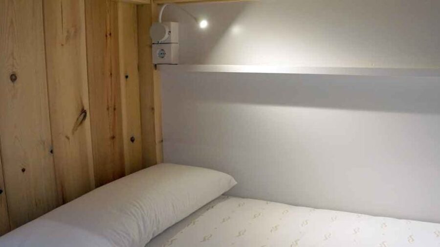 Albergue Milladoiro, O Milladoiro :: Albergues del Camino Portugués Albergue Milladoiro, O Milladoiro :: Albergues del Camino Portugués